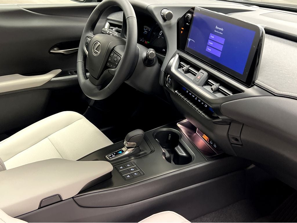 2026 Lexus UX 300h Premium