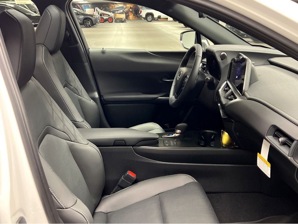 2026 Lexus UX 300h Premium