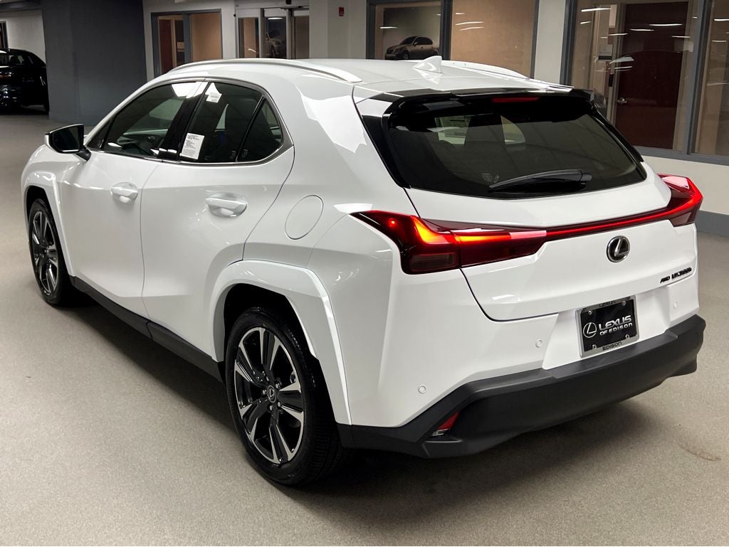 2026 Lexus UX 300h Premium