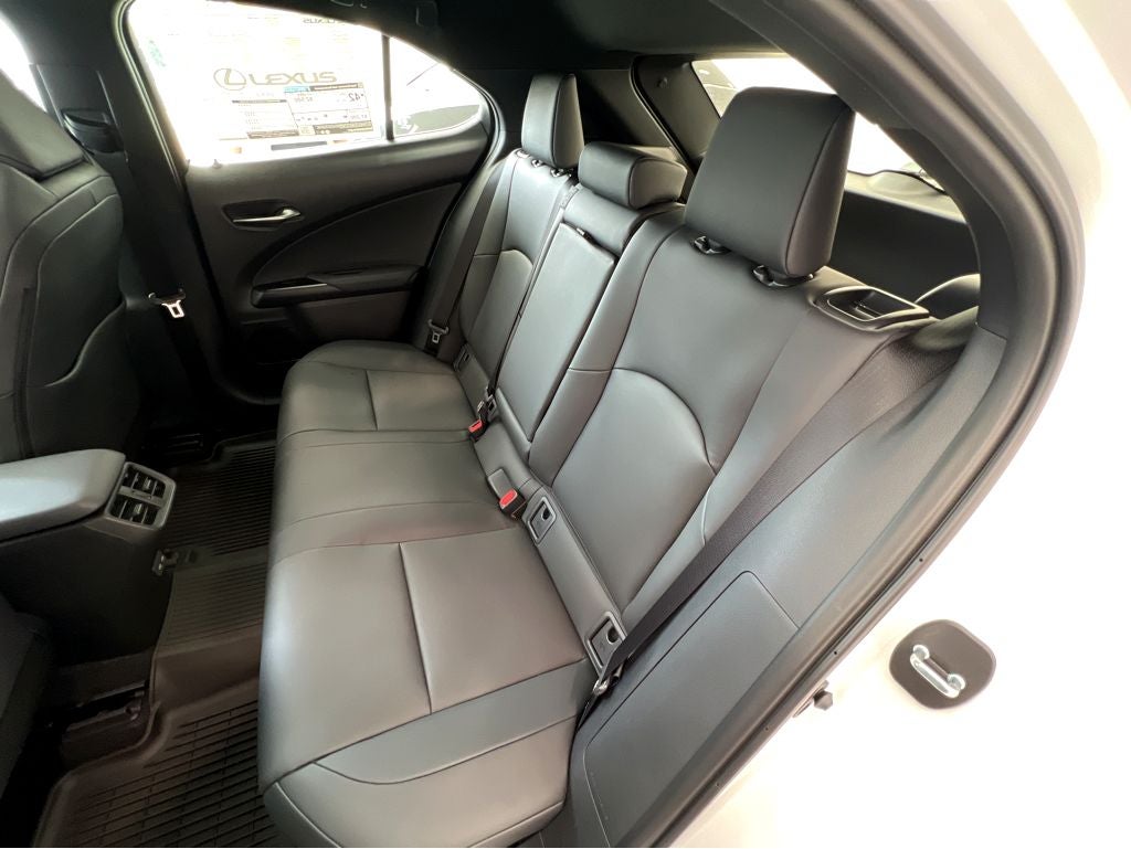 2026 Lexus UX 300h Premium