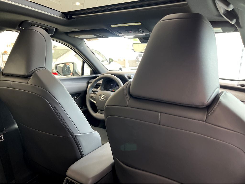 2026 Lexus UX 300h Premium