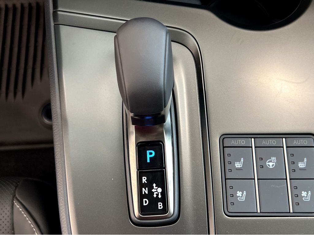 2026 Lexus UX 300h Premium
