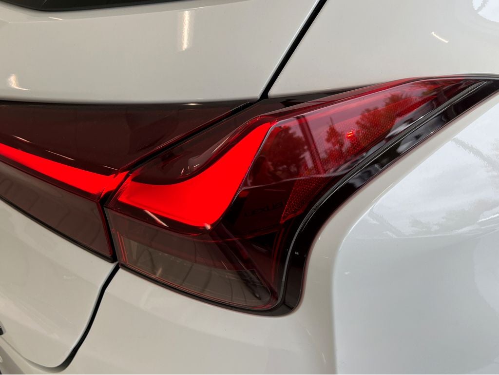 2026 Lexus UX 300h Premium