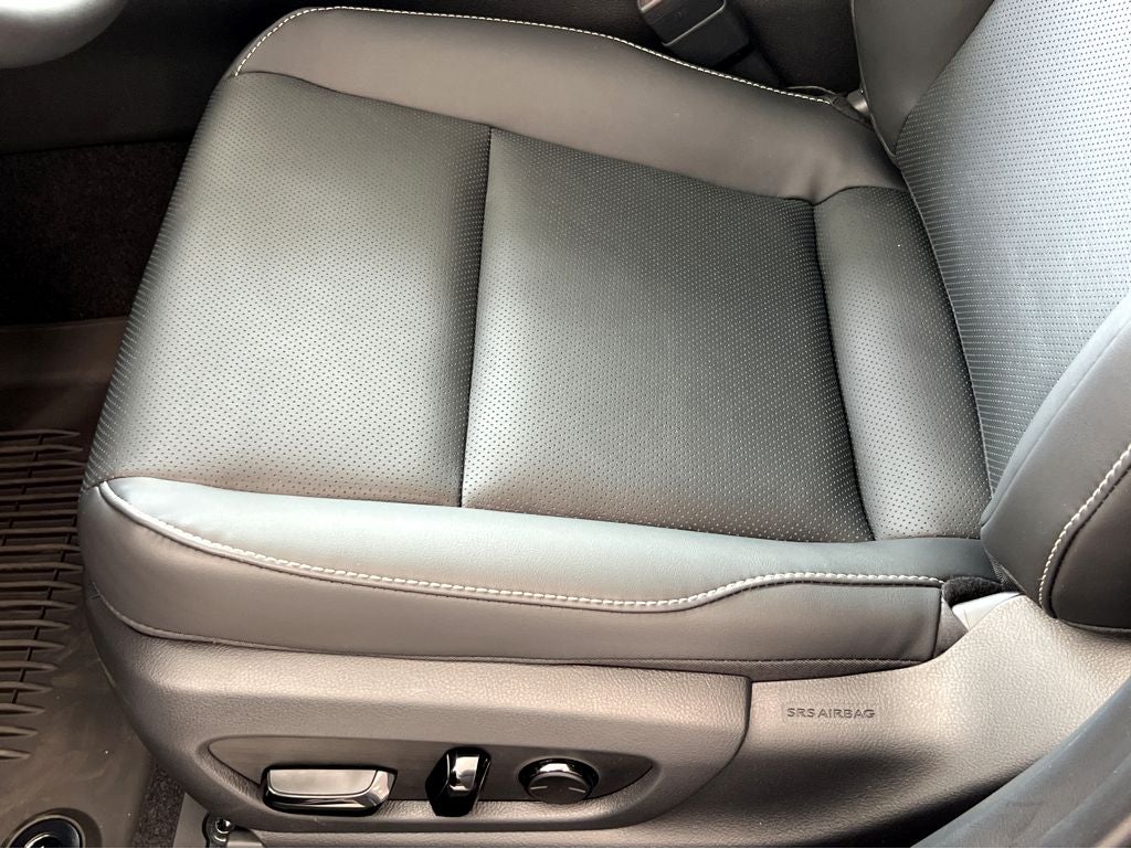 2026 Lexus UX 300h Premium