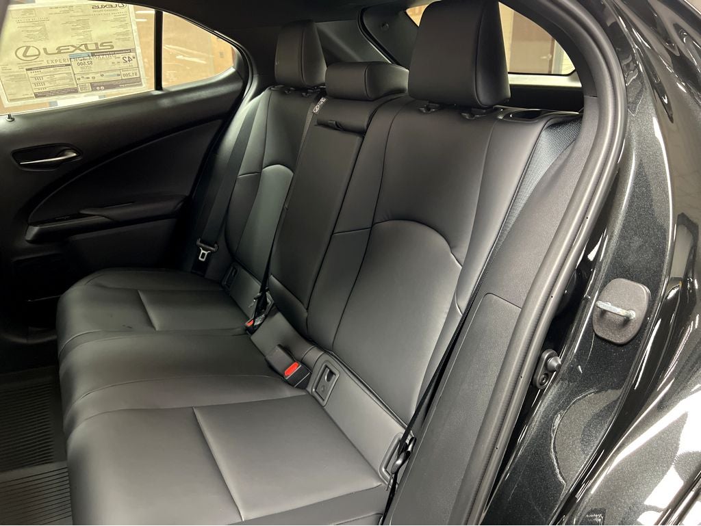 2026 Lexus UX 300h Premium