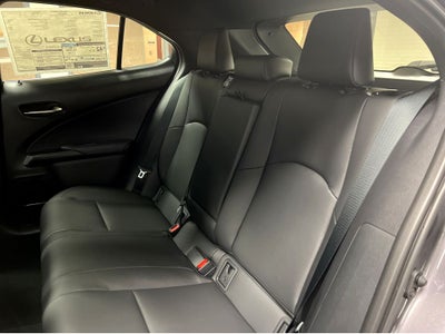 2026 Lexus UX 300h Premium