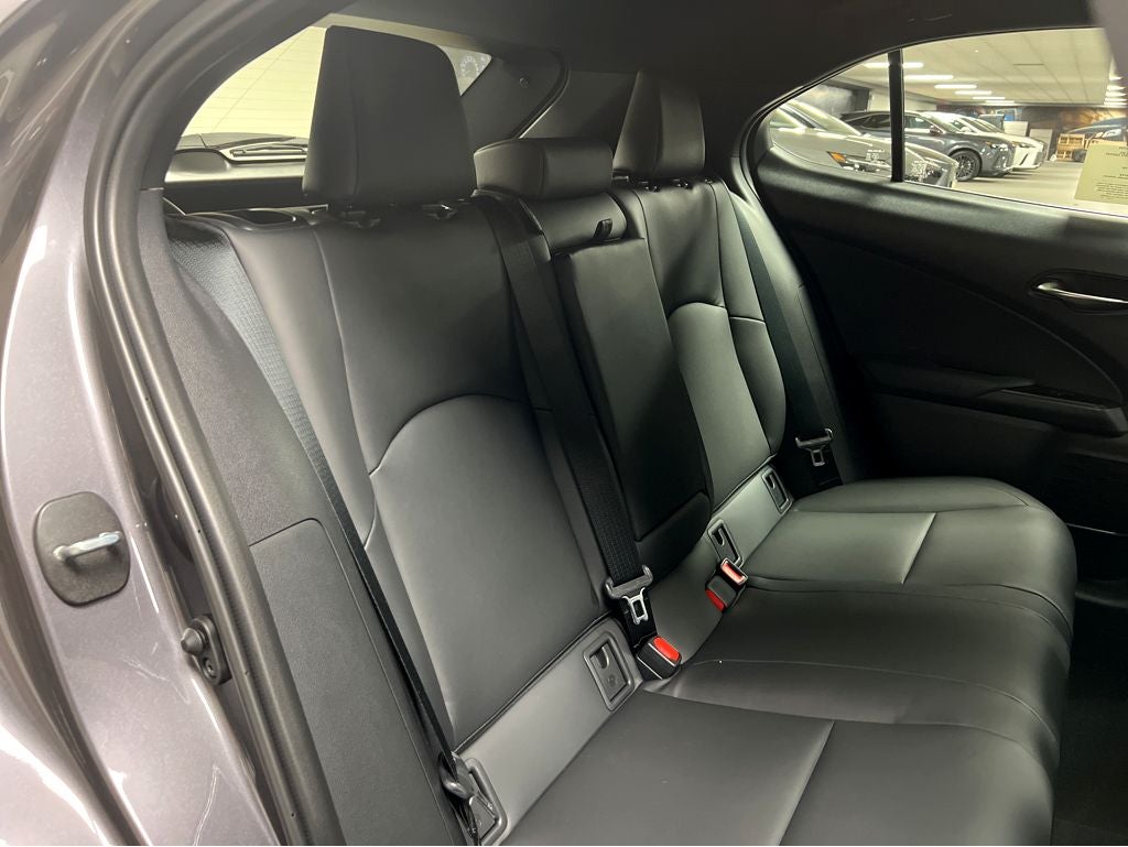 2026 Lexus UX 300h Premium