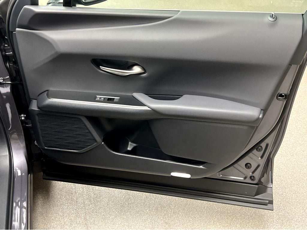 2026 Lexus UX 300h Premium