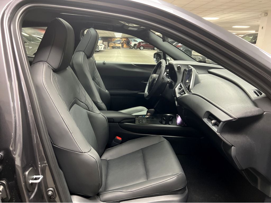 2026 Lexus UX 300h Premium