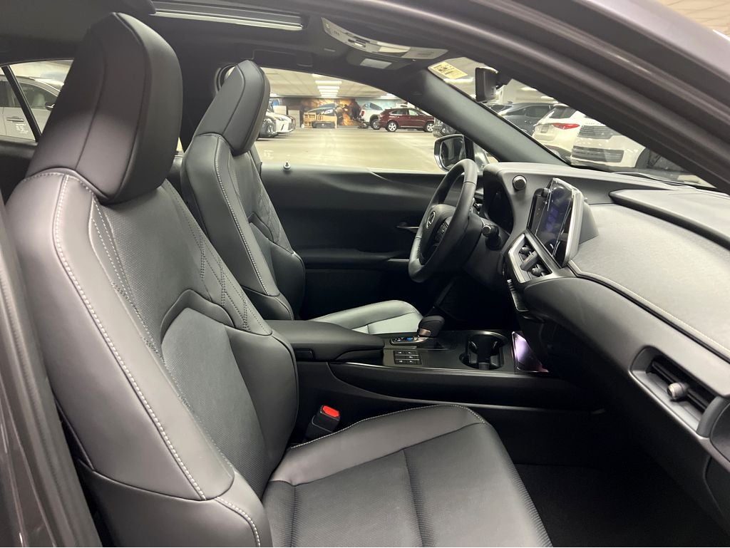 2026 Lexus UX 300h Premium