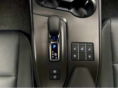 2026 Lexus UX 300h Premium