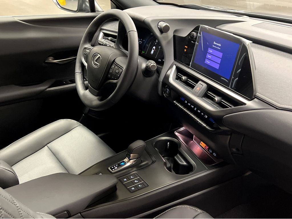 2026 Lexus UX 300h Premium
