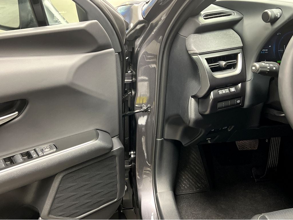 2026 Lexus UX 300h Premium