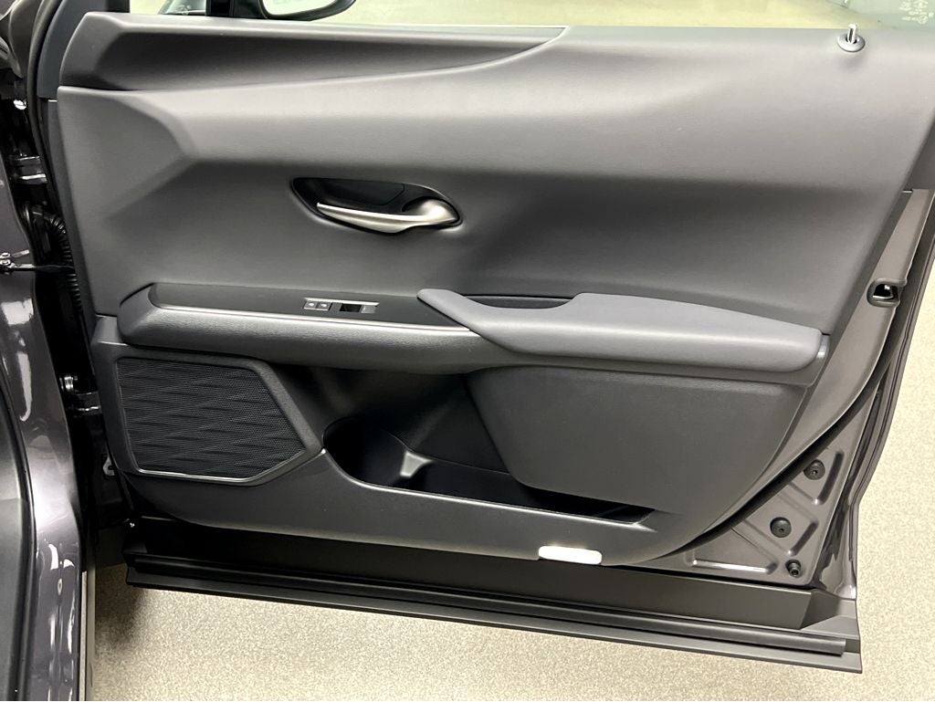 2026 Lexus UX 300h Premium