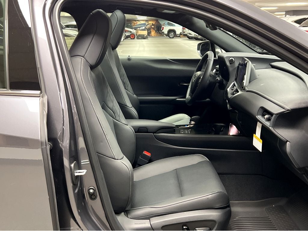 2026 Lexus UX 300h Premium