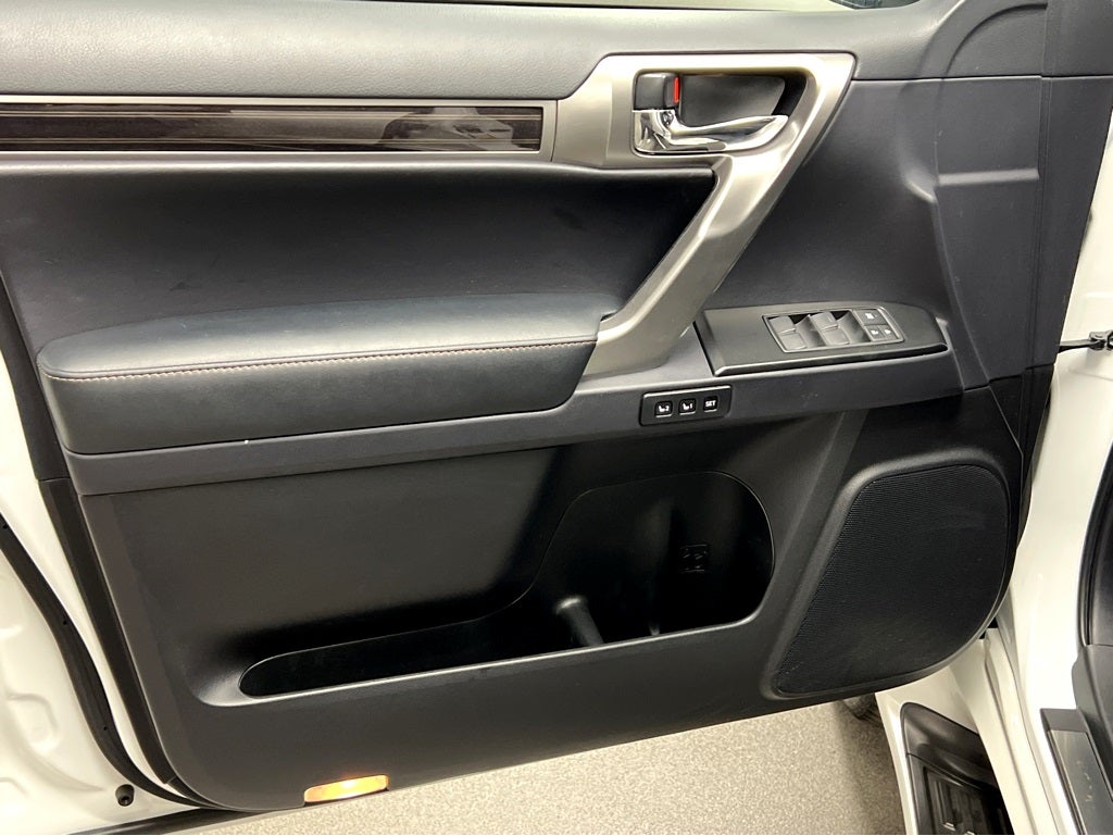 2023 Lexus GX 460 premium