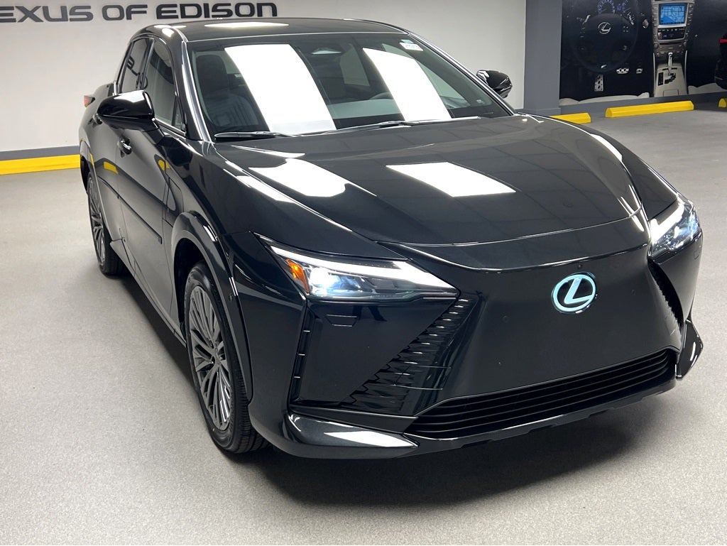 2026 Lexus RZ 450e Luxury