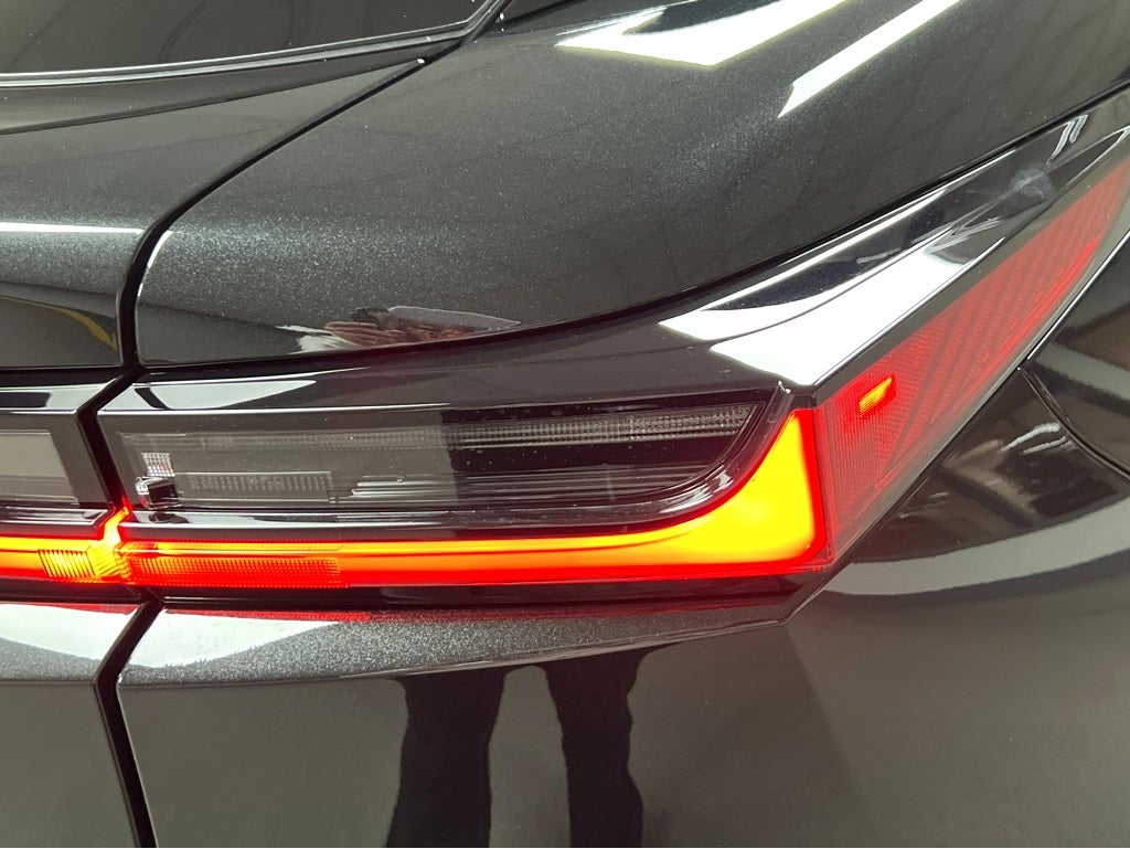 2026 Lexus RZ 450e Luxury