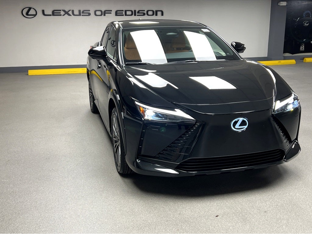 2026 Lexus RZ 450e Luxury
