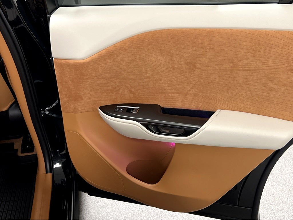 2026 Lexus RZ 450e Luxury