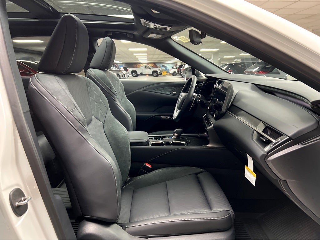 2026 Lexus RX 450h+ Luxury