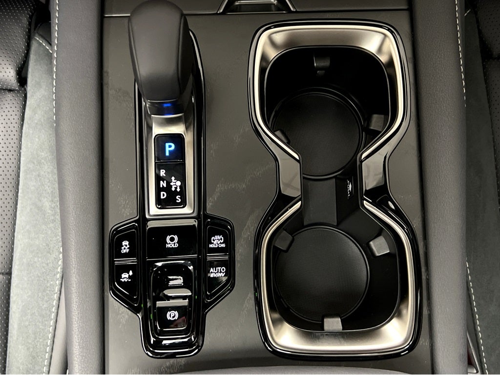 2026 Lexus RX 450h+ Luxury