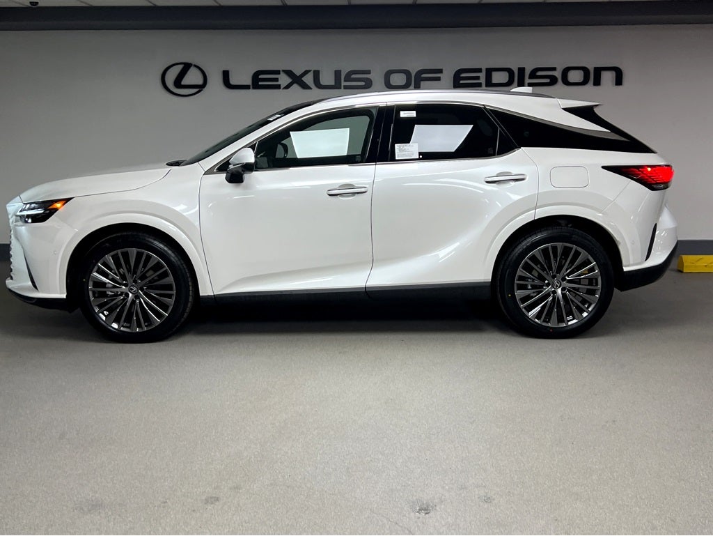 2026 Lexus RX 450h+ Luxury