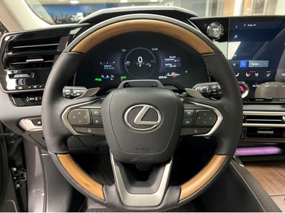 2026 Lexus RX 450h+ Luxury
