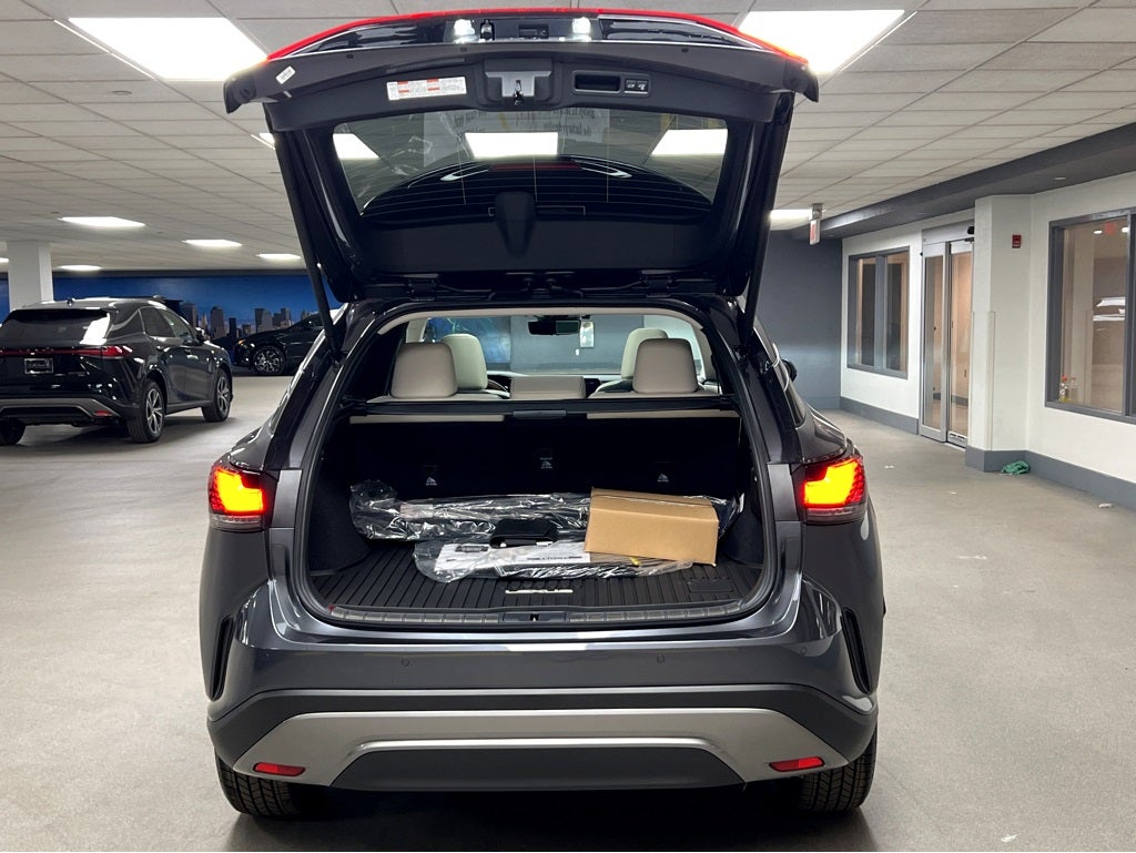 2026 Lexus RX 450h+ Luxury