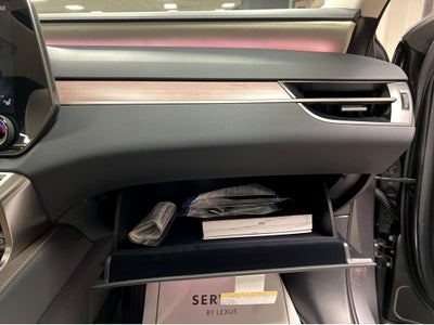 2026 Lexus RX 450h+ Luxury