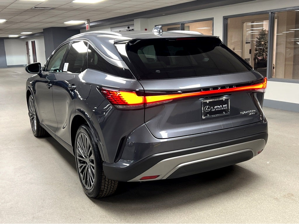 2026 Lexus RX 450h+ Luxury