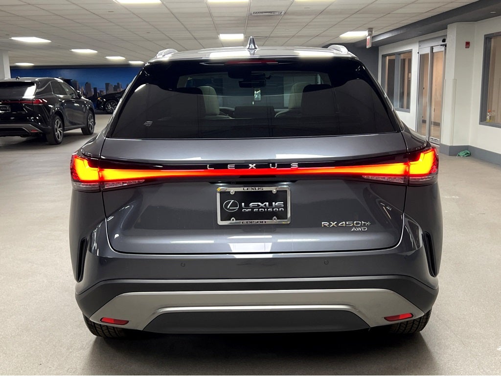 2026 Lexus RX 450h+ Luxury