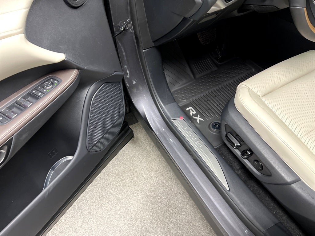 2026 Lexus RX 450h+ Luxury