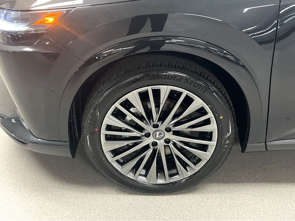 2026 Lexus RX 450h+ Luxury