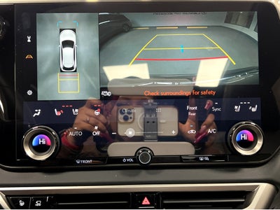 2026 Lexus RX 450h+ Luxury