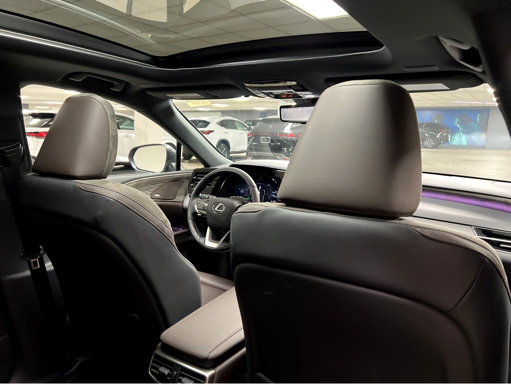 2026 Lexus RX 450h+ Luxury