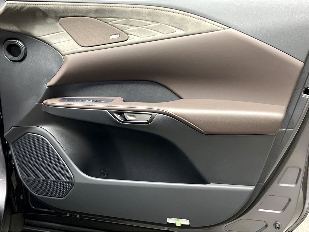 2026 Lexus RX 450h+ Luxury