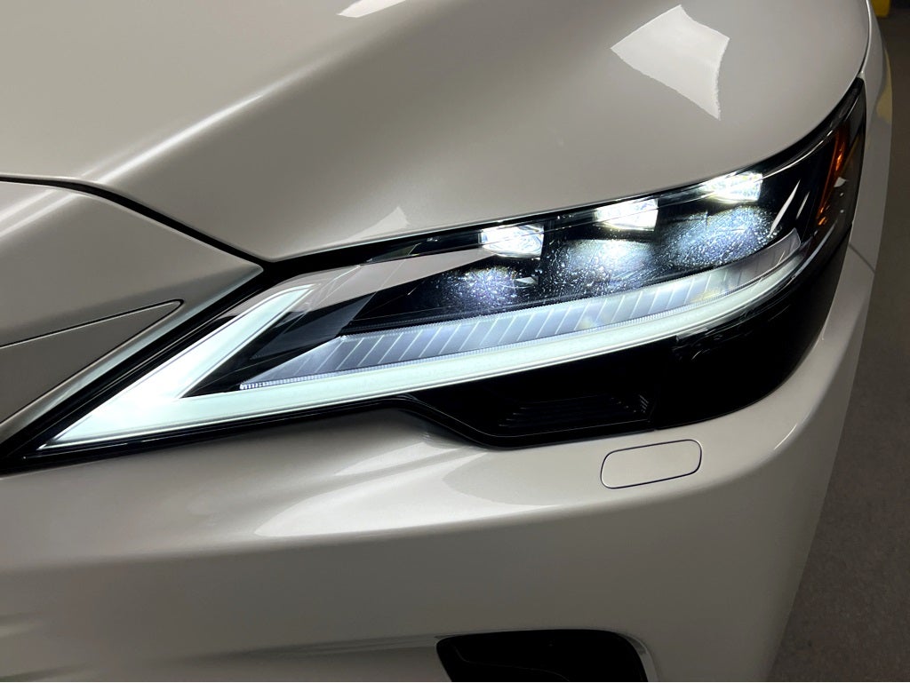 2026 Lexus RX 450h+ Luxury