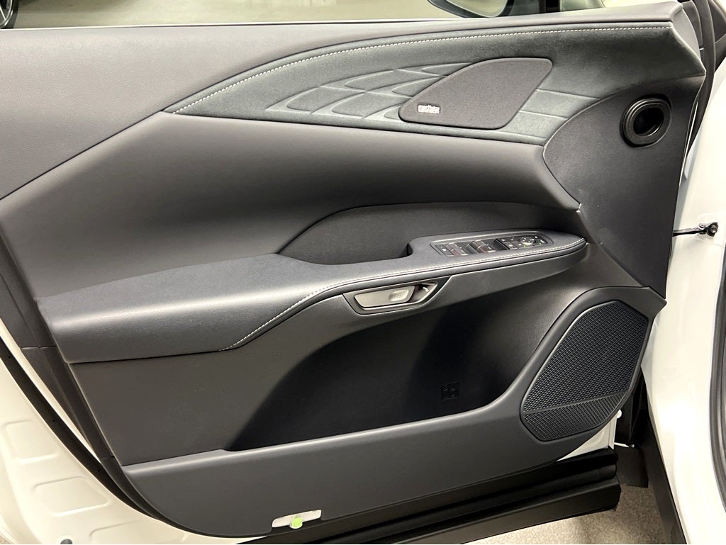 2026 Lexus RX 450h+ Luxury