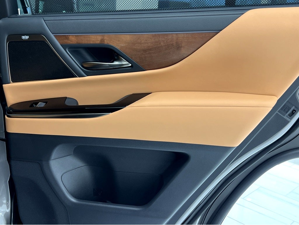 2026 Lexus LX 600 Luxury