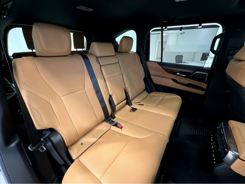 2026 Lexus LX 600 Luxury