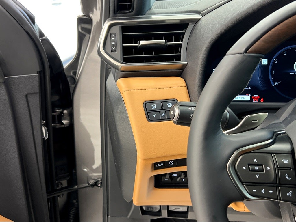 2026 Lexus LX 600 Luxury