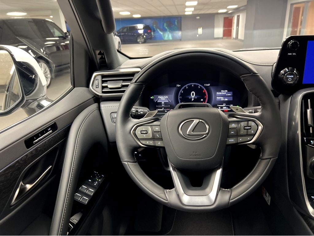 2026 Lexus LX 700h Luxury