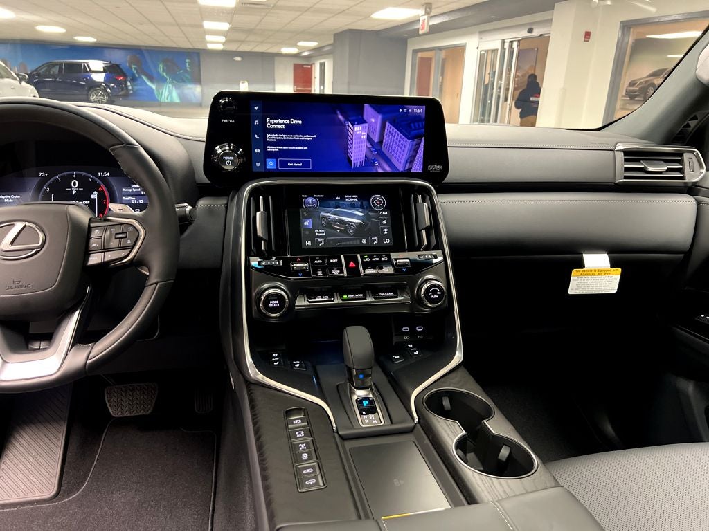 2026 Lexus LX 700h Luxury