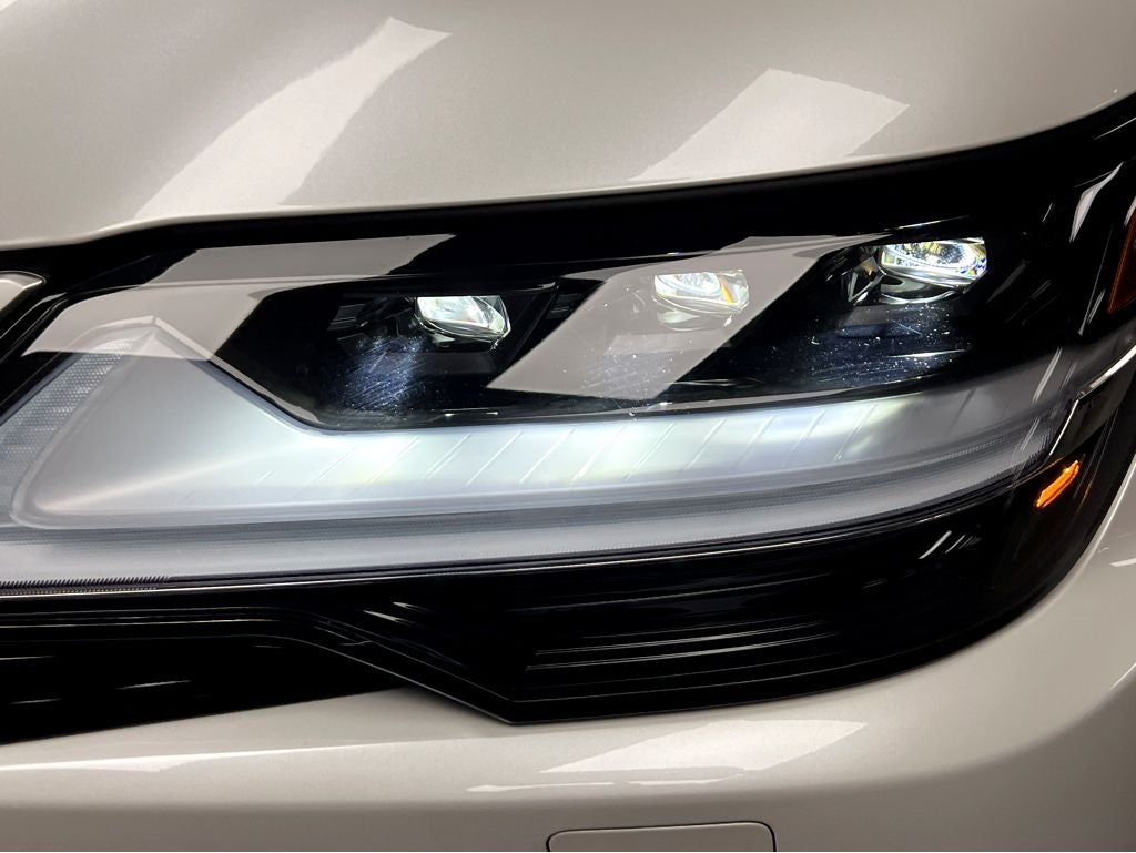 2026 Lexus LX 700h Luxury