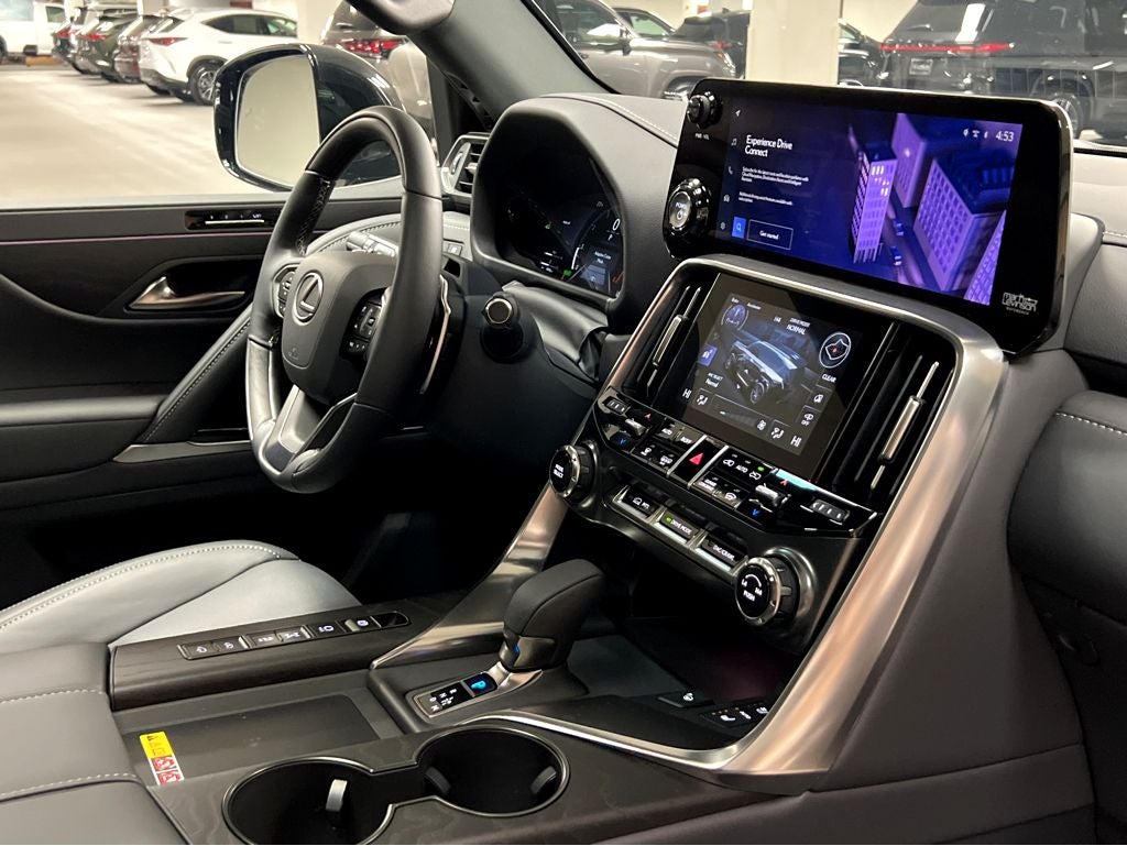 2026 Lexus LX 700h Luxury