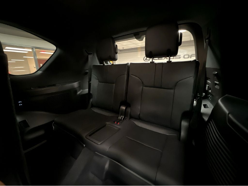 2026 Lexus LX 700h Luxury