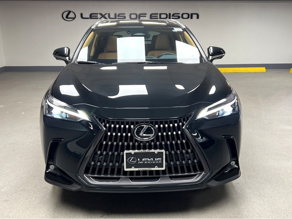 2026 Lexus NX 450h+ Luxury
