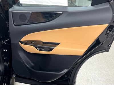 2026 Lexus NX 450h+ Luxury