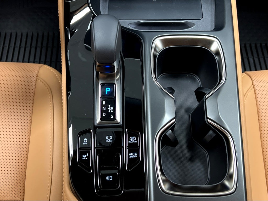 2026 Lexus NX 450h+ Luxury